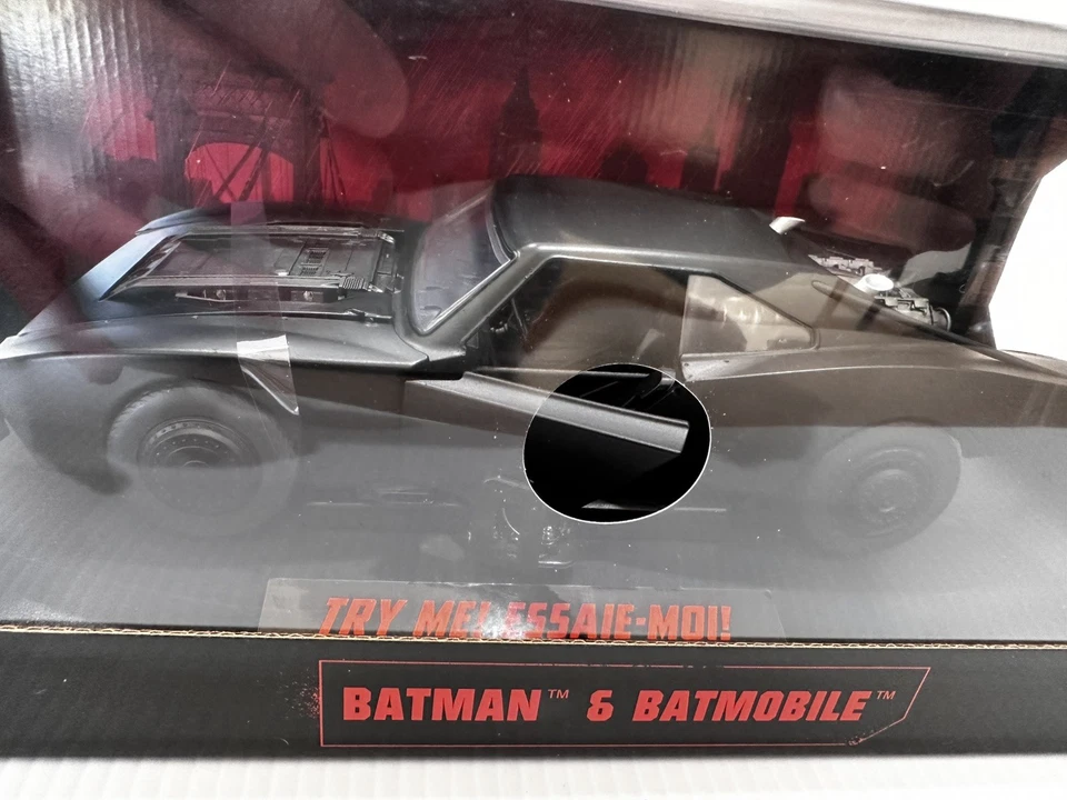 *NEW* BATMOBILE & BATMAN Jada Toys from The Batman movie - 1/18 Scale Figure & V - Image 3 of 4
