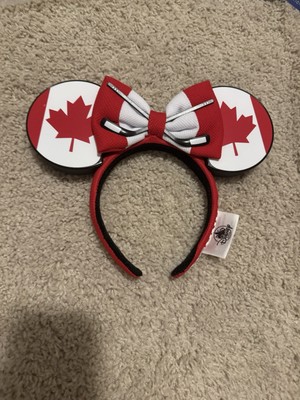 Disney Parks Epcot World Showcase Canada Maple Leaf Hockey  display picture 1