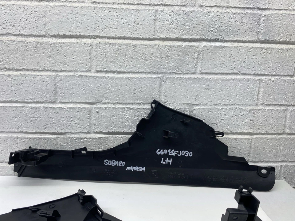 Juego de pares de molduras de cuarto interior Subaru Impreza XV 2012-2016 OEM 66241FJ020 Foto 4 de 4