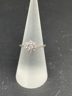 Ladies 9ct White Gold Illusion Setting Diamond Ring Fine Jewellery 