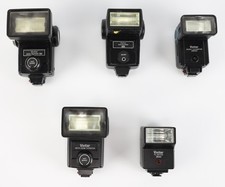 Lot de flashs Vivitar sur caméra [non TTL] (pour pièces et réparation)