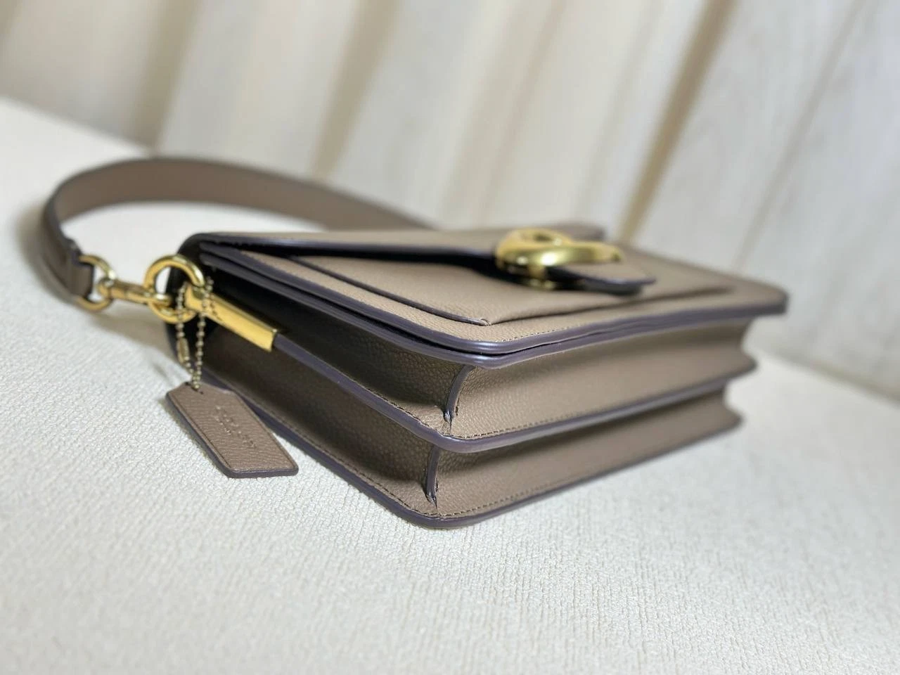 Borsa a tracolla Coach Tabby 26 CH857 pietra scura outlet SPEDIZIONE GRATUITA