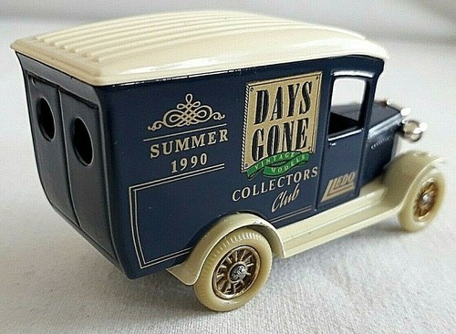 LLEDO  DAYS GONE 1934 CHEVROLET VAN SUMMER 1990 COLLECTORS CLUB BOXED DG21 021A - Picture 3 of 3
