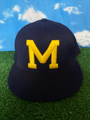 University of Michigan Wolverines Hat cap L XL Adidas U OF M Flex fit Fitted H11