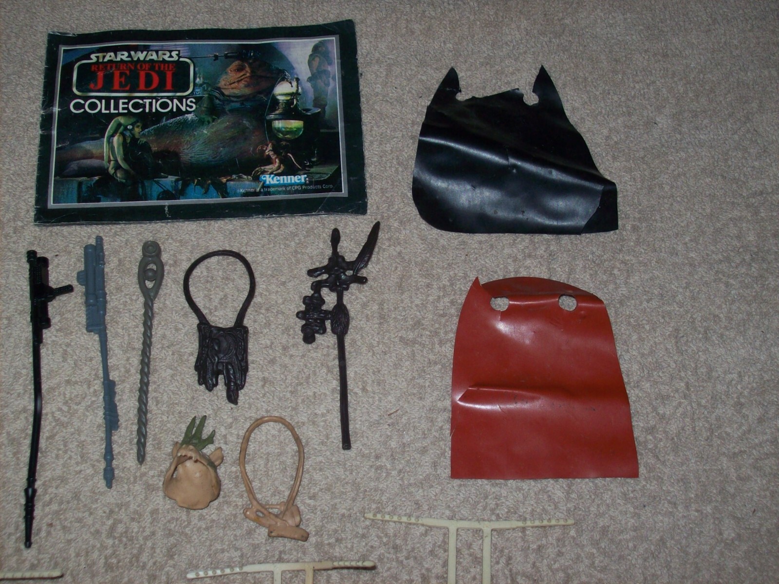 Lot Of Vintage 1980s Kenner Star Wars Action Figures, Weapons