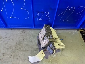 Volkswagen VW Golf III 1H Türschloss Türverriegelung hinten rechts ZV 1H4839016G