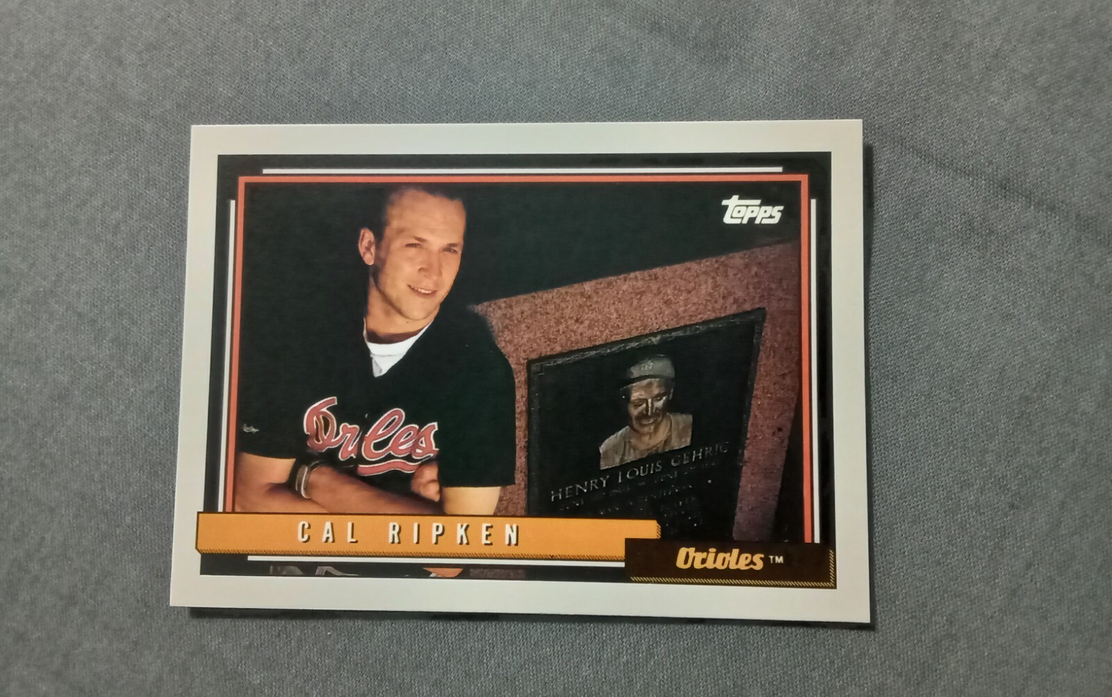 CAL RIPKEN JR. 1992 Topps # 40 Baseball Card BALTIMORE ORIOLES 92