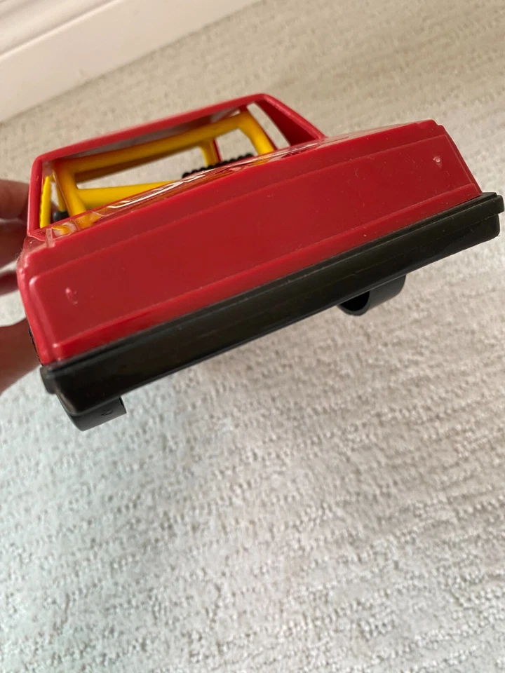 UNO Buick Regal Plastic NASCAR Stock Car #1 Buddy Baker Lake Speed Gay Toys Inc - Imagem 4 de 4