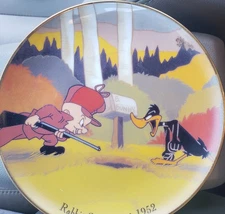 Warner Brothers Bugs Bunny & Elmer  “Rabbit Of Seville” Decorative Plate 1992