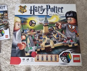2010 Lego Harry Potter Hogwarts Game in Great Condition 100% Complete 
