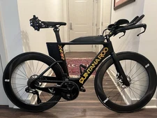 2025 Quintana Roo Carbon Triathlon Bike 52cm. Excellent Condition!