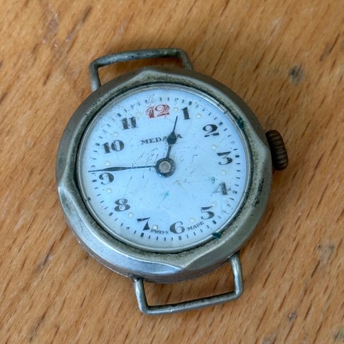 Reloj Trench Vintage Medana Suizo Hecho A Mano De Níquel Puro Para Piezas 25mm