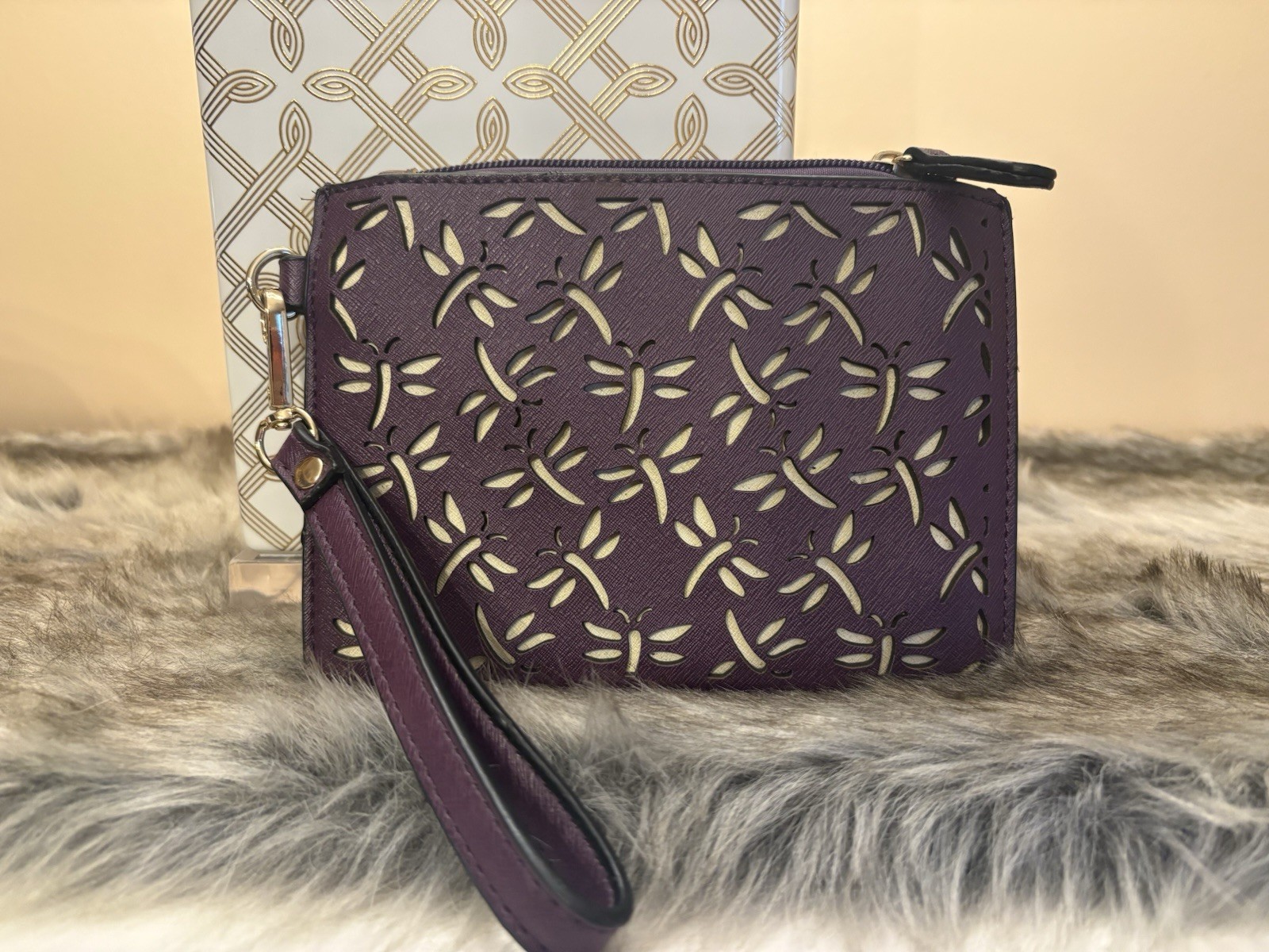 SUPER CUTE PURPLE FIREFLY PATTERNED WRISTLET. 7” L - image 1