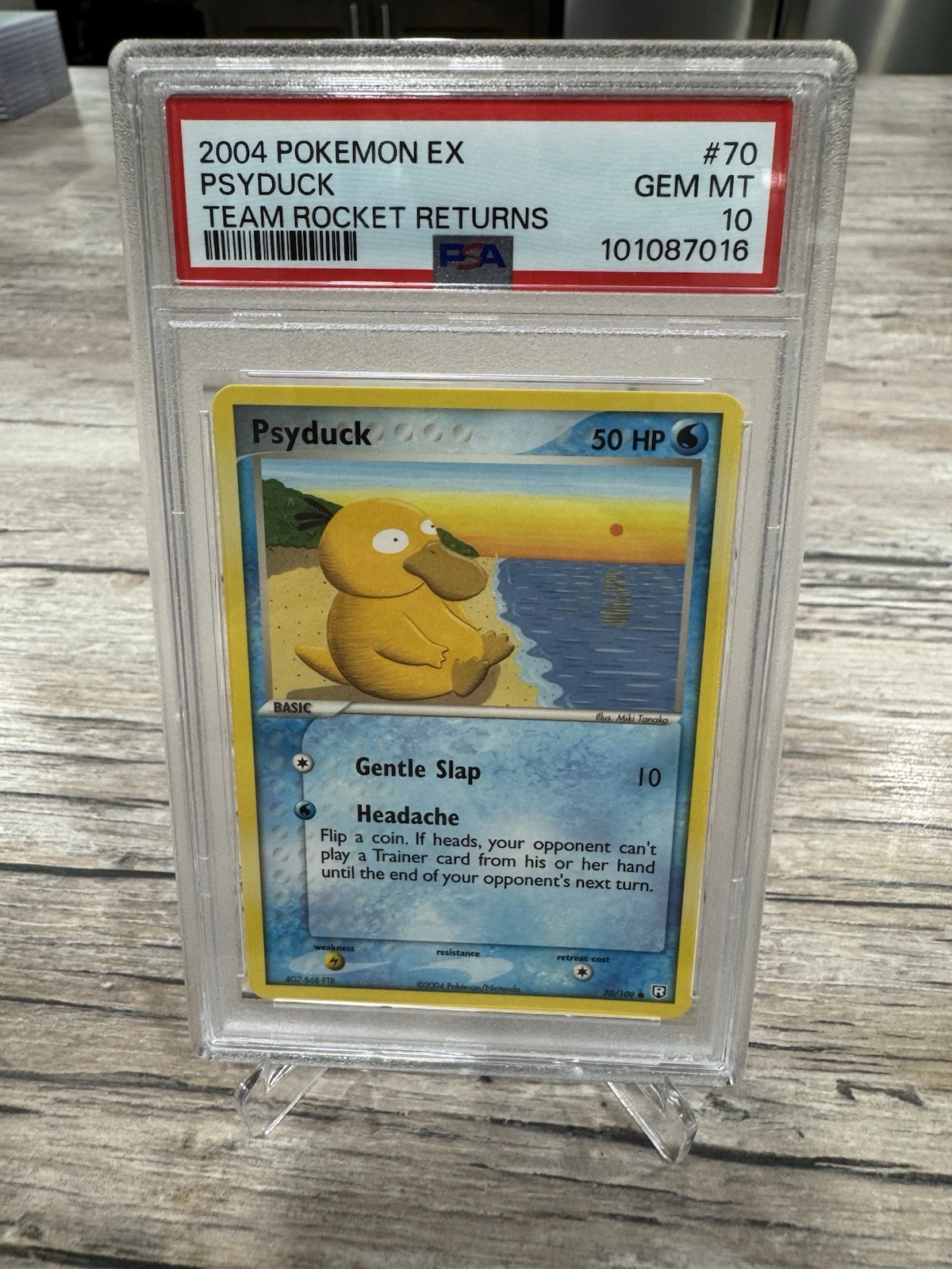 PSYDUCK 2004 POKEMON TEAM ROCKET RETURNS 70/109 GRADED PSA 10 GEM MINT