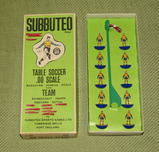 Subbuteo Heavyweight HW team Vienna (Austria) Ref 121 in original box