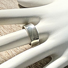 Solid 925 Sterling Silver Concave Band Ring Polished 3.67 Grams Size 8