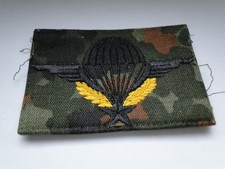 Französisches Tätigkeitsabzeichen   Fallschirmspringer in schwarz -goldca  8x5cm