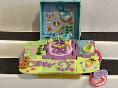 Littlest Pet Shop Teeniest Tiniest Pop Up Playset Bunny Rabbit