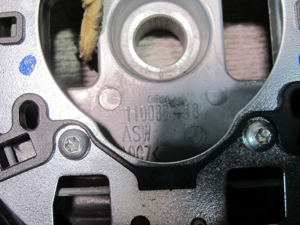 2006-2010 宝马 E63 E64 SMG M 运动皮革 STEERING 带控制和垫 — 第 3/4 张图片