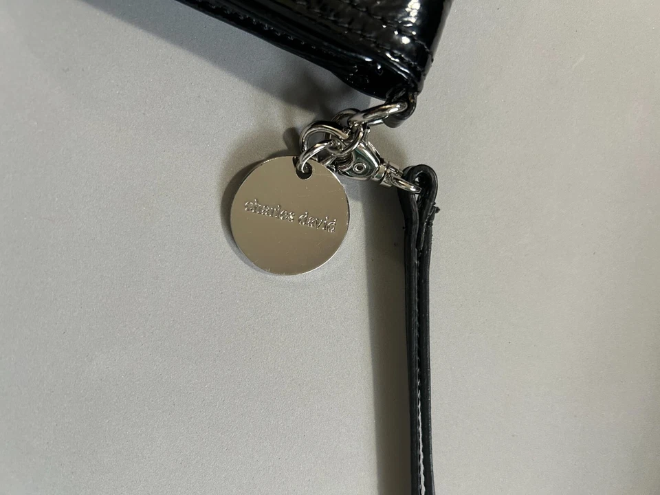 Charles David Black Patent Leather Clutch Wristlet Purse Baguette Style Clutch Foto 4 de 4