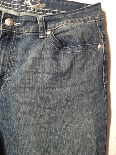 EUC - RRP $299 - Womens Beautiful STYLE & CO. Premium 'Curvy Fit Boot Cut' Jeans - Picture 4 of 12