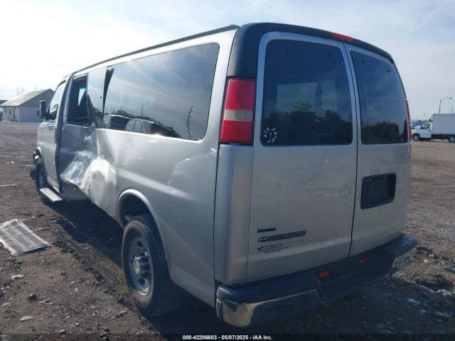 Used A/C Condenser fits: 2011 Chevrolet Express 3500 van Grade A - Image 3 of 4