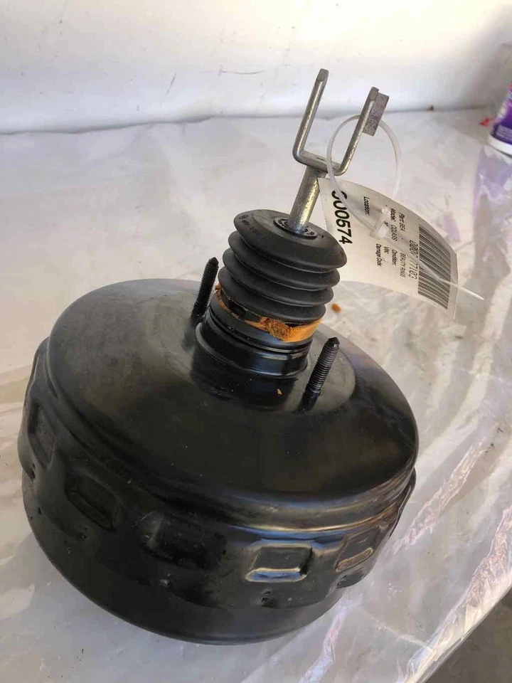 Mercedes C250 2008-2015 cilindro maestro de refuerzo de freno eléctrico 1,8 L tipo 204 OEM Foto 3 de 4