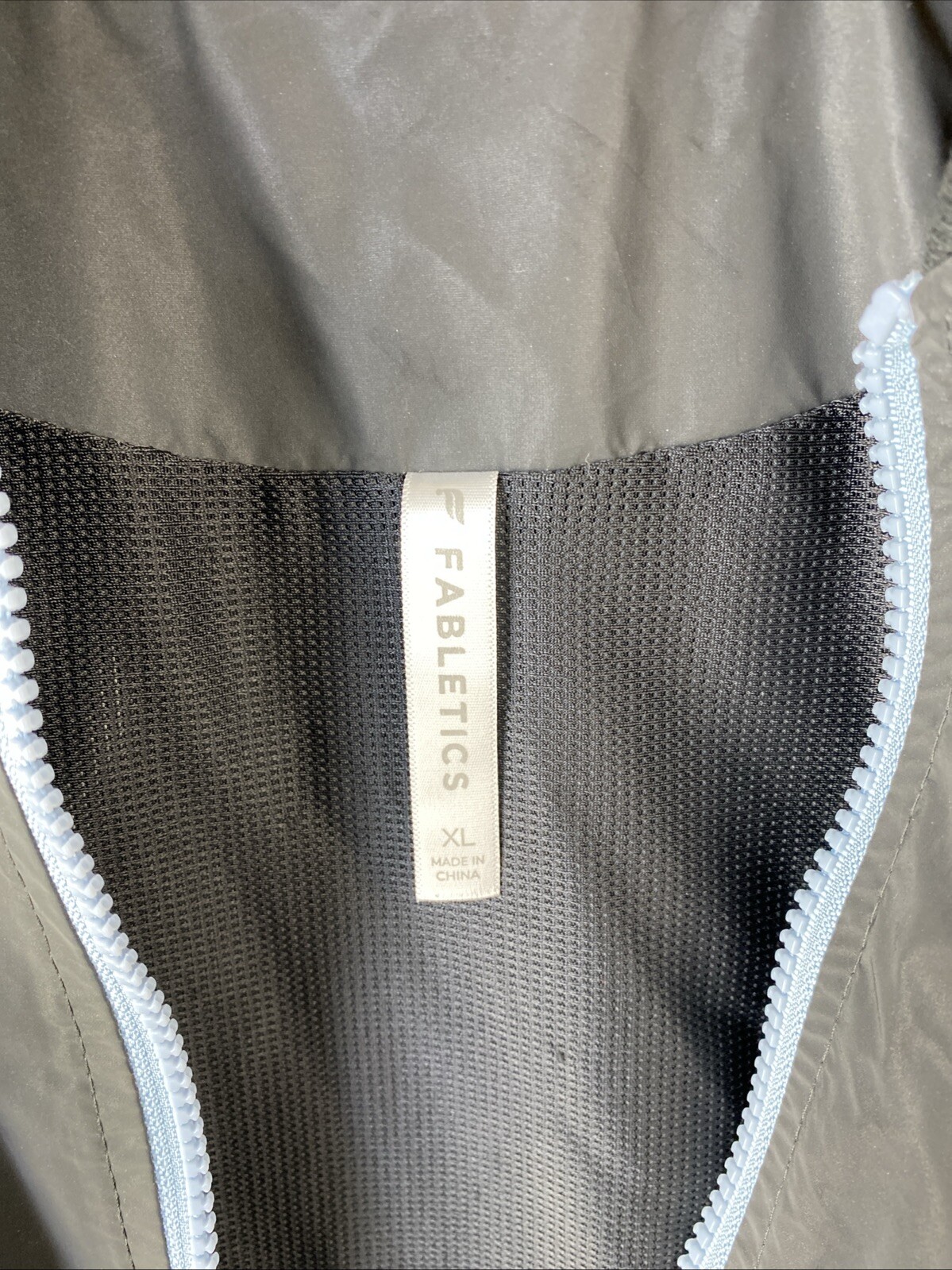 Fabletics Willow Reflective Jacket Womens XL Wind… - image 4