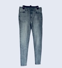 American Eagle Women  s Light Wash Super Stretch Blue Skinny Jeans Jegging Size 4
