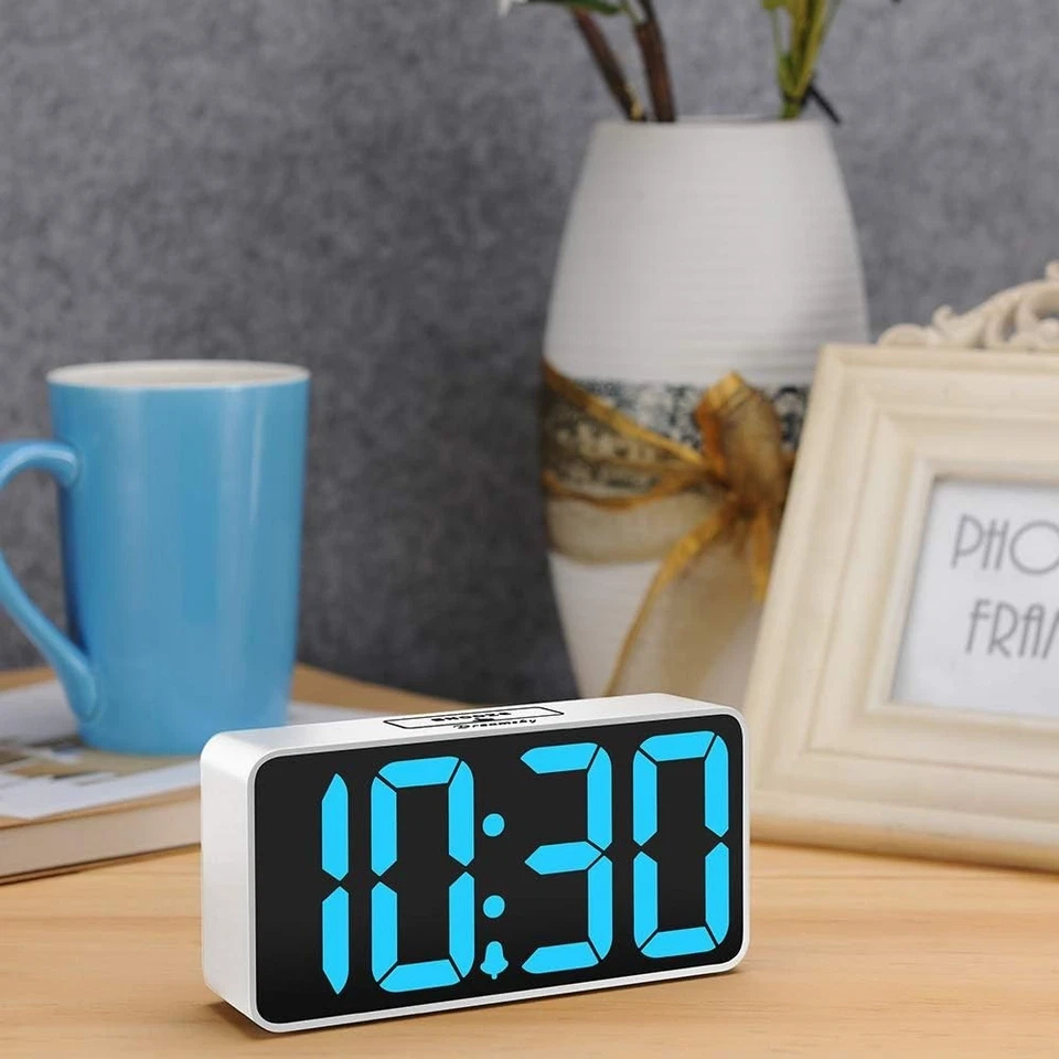Compact Bedside Digital Clock with Dimming Feature & Customizable Alarm Sound - Image 4 of 4