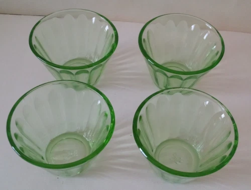 4 VTG 1930s HAZEL ATLAS GREEN DEPRESSION URANIUM GLASS NUT/CUSTARD CUPS Y