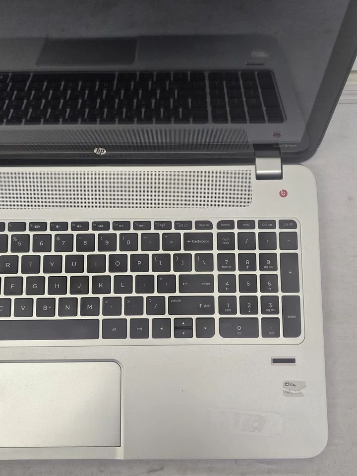 Portátil HP Envy TouchSmart 15 - AMD A8-5550m - 8GB RAM - 750GB SSD - Win 10-LEER Foto 3 de 4