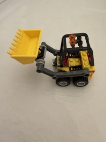 Lego City 4201 Loader and Dump Truck Building Toy 139 pcs Complete