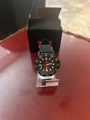 Timex Wristwatch Expedition NIB