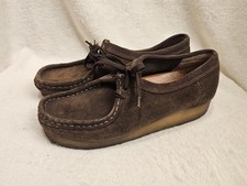 Clark  s Originals Wallabee Women's Size 7M Dark Brown Suede Lace Up Crepe Sole