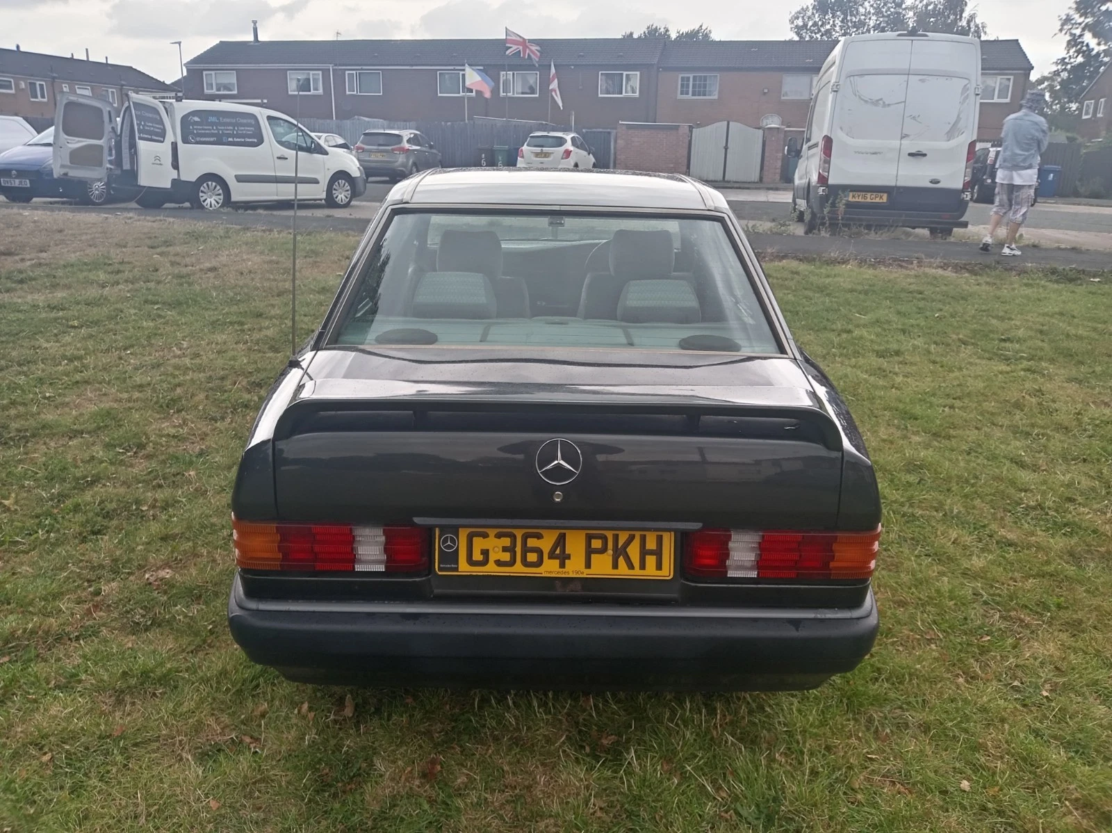 Mercedes 190e - Picture 4 of 20