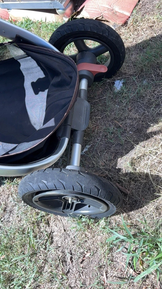 Cochecito de asiento individual estándar Stokke Xplory negro melange Foto 2 de 4