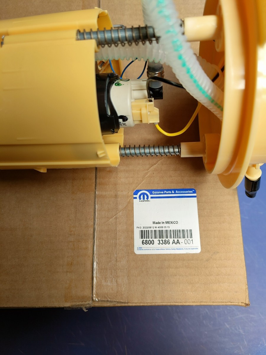 New Genuine Mopar Fuel Pump For Jeep Wrangler JK 2.8L CRD 2007 