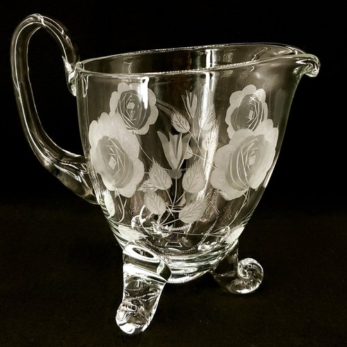 Large Crystal Water Pitcher Cut Flowers Roses 3 Footed - 第 1/9 張圖片
