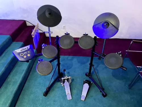 Roland V-Club Drum Set | TD-6 Sound Module | MDS-6 Drum Stand | Drum System