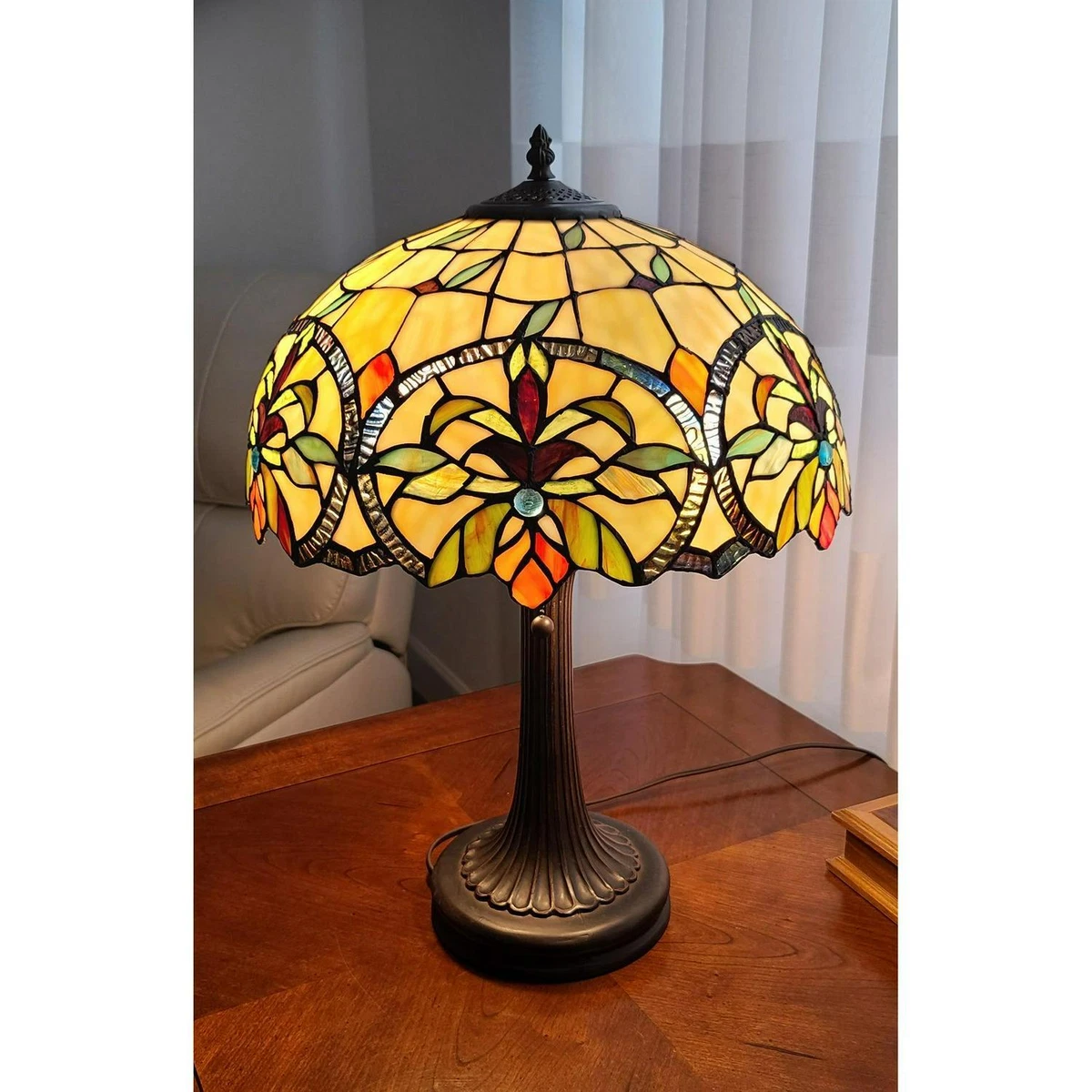 Glass clearance accent lamp