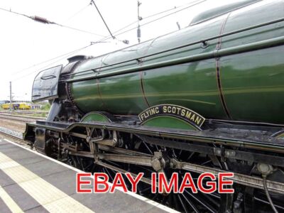 PHOTO  LNER CLASS A3 4472 FLYING SCOTSMAN BUILT 1923 DESIGNED BY NIGEL GRESLEY A