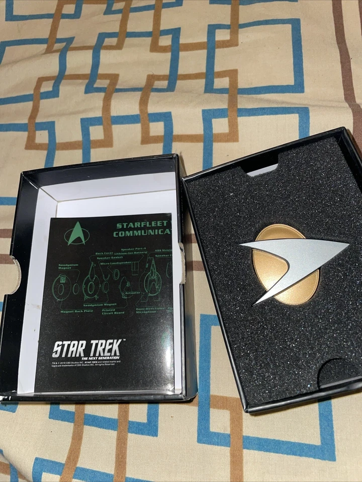 Official Star Trek Next Generation Bluetooth Communicator Badge Magnet Pin - image 4 of 4