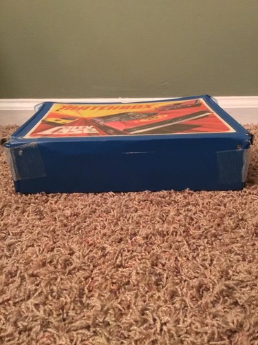 Vintage 1971 Matchbox 48 Car Carry Case - Picture 3 of 14