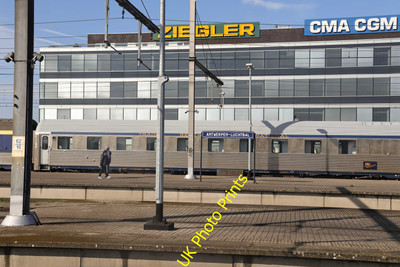 Foto SNCB Belgische Eisenbahn 6x4 Schlafwagen Antwerpen Luchtbal c2023 p7