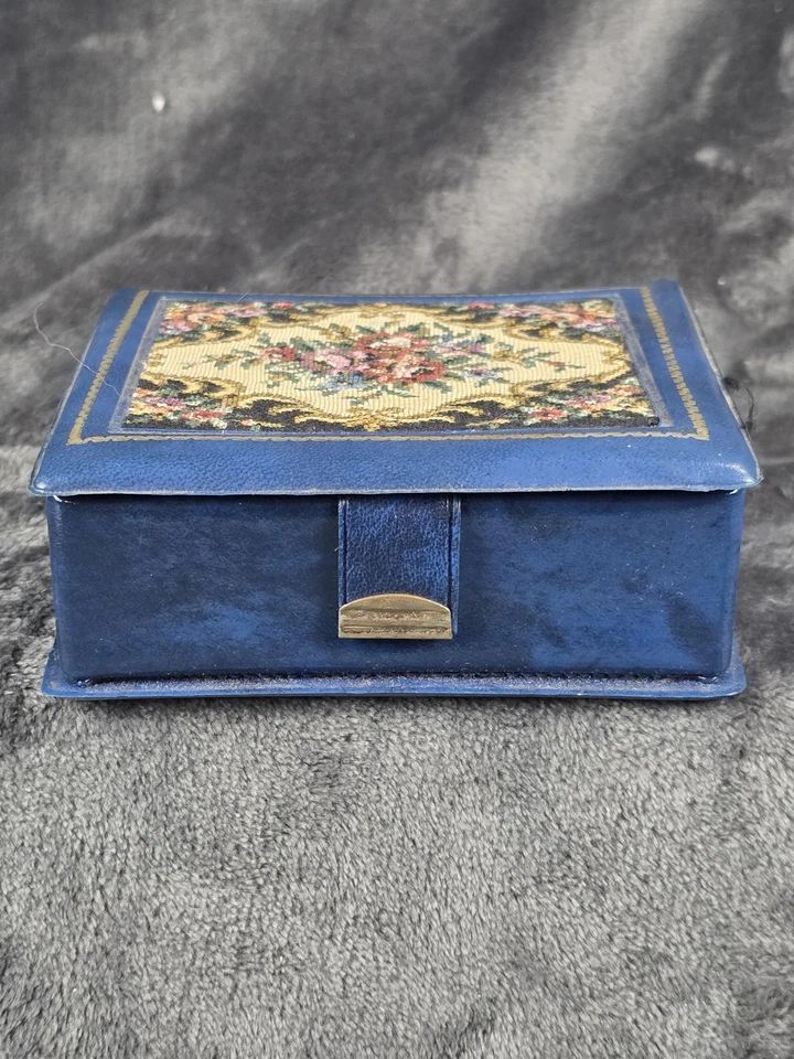 Joyero Vintage Punta de Aguja Azul Floral Tapiz Terciopelo Forrado Espejo Viaje Foto 2 de 4