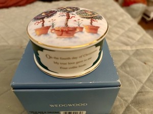 Wedgewood China /Christmas Trinket With Lid