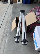 Subaru Accessory Thule Crossbar Set - Subaru Outback 2017 - 2019