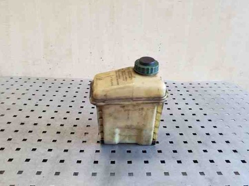 AUDI A6 Avant 4A, C4 Behälter Servolenkungspumpe 4A0422373A 2.5 Diesel 26208259