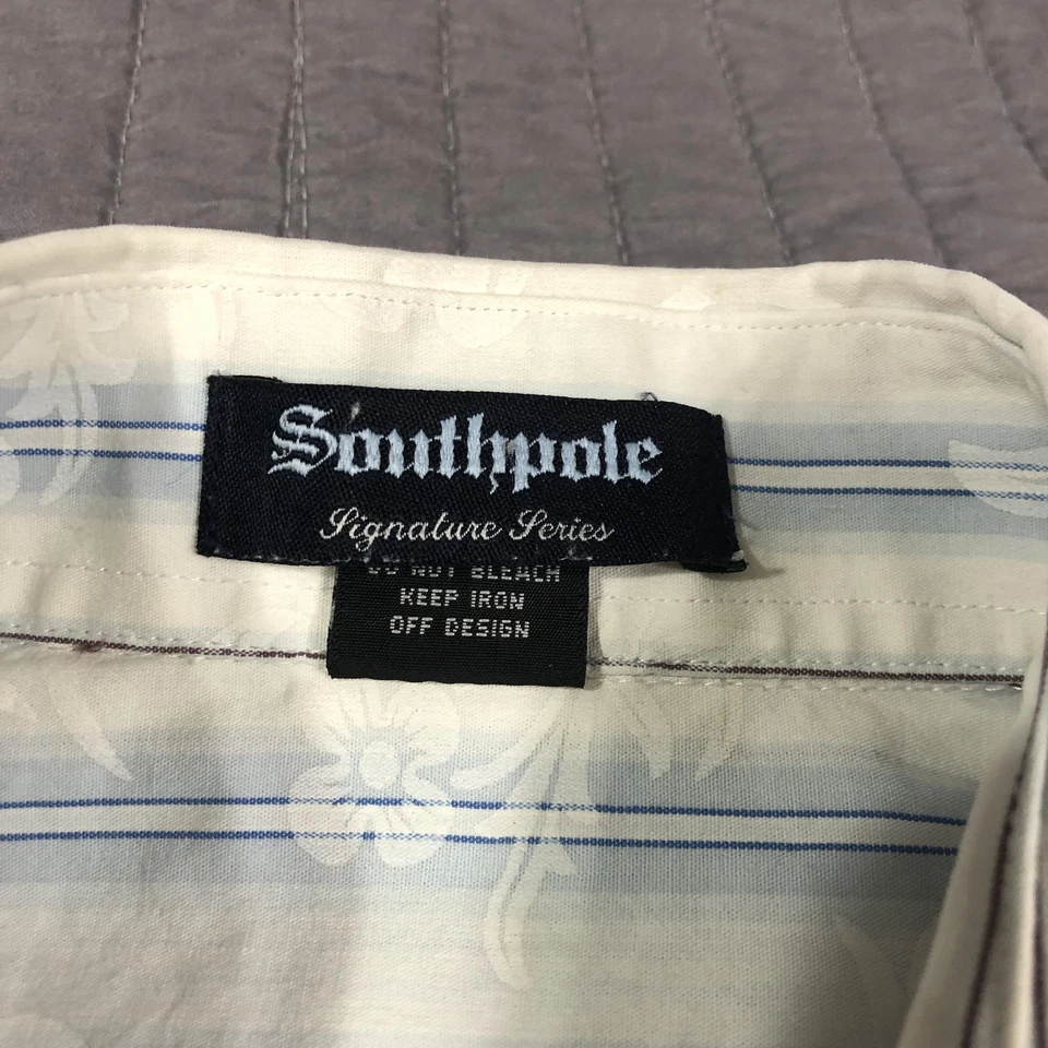 Camisa masculina Southpole média branca azul listra floral manga longa botão para baixo - Imagem 3 de 4